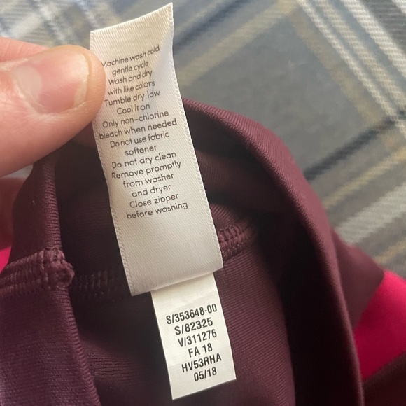 Athleta All In Structure Colorblock 7/8 Leggings Contrast Auberge Red Pink - Picture 7 of 8